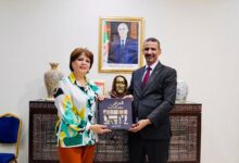 صورة وزير الثقافة والفنون يبحث مع نظيرته الجزائرية تعزيز التعاون الثقافي بين البلدين