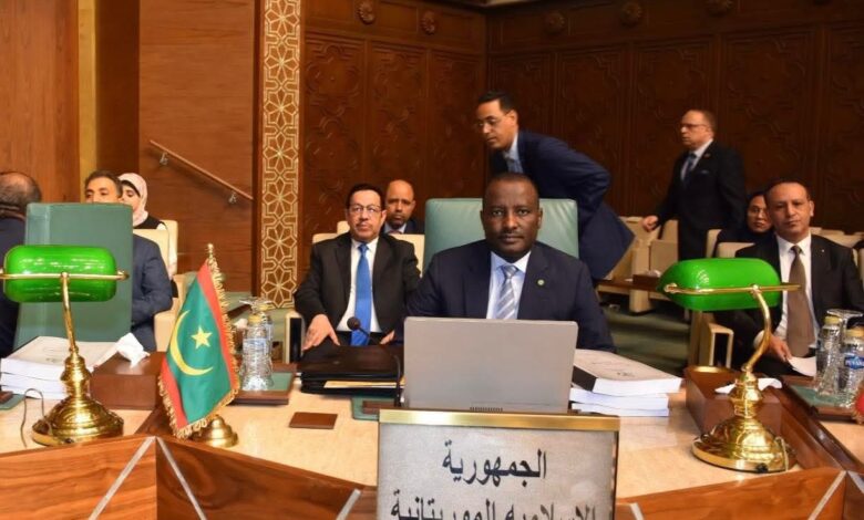 صورة وزير العدل يعود للعاصمة بعد مشاركته في أعمال الدورة 41 لمجلس وزراء العدل العرب