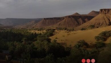 صورة العثور على مرشد سياحي وسائحين فرنسيين بعد فقدانهم في آدرار
