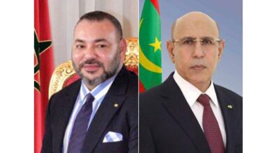 صورة رئيس الجمهورية يهنئ العاهل المغربي بمناسبة العيد الوطني لبلاده