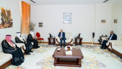 صورة غزواني يستقبل حسن محب الهويزي رئيس مجلس الغرف التجارية السعودية ويبحث معه سبل تعزيز التعاون