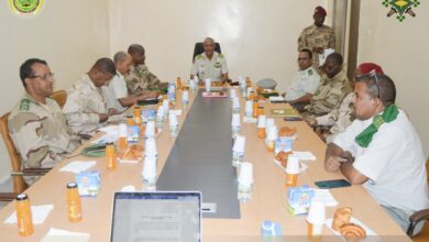 صورة قائد الأركان العامة للجيوش المساعد يشرف على تبادل المهام بمديرية الشؤون الاجتماعية