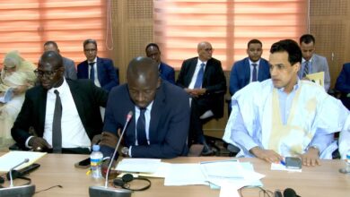 صورة لجنة المالية بالجمعية الوطنية تدرس ميزانية وزراة المعادن والصناعة