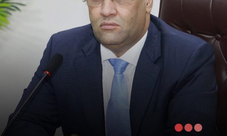 صورة الوزير ألاول يمنع على موظفي الدولة الانخراط في الممارسات المنافية لقيم المواطنة داخل الإدارة