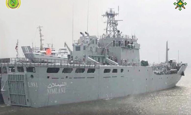 صورة عملية مشتركة ناجحة بين البحرية الوطنية وخفر السواحل في جمهورية الرأس الأخضر