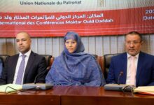 صورة وزيرة الإسكان تشرف على إطلاق يوم تفكيري حول الصفقات العمومية في مجال البناء والأشغال العمومية