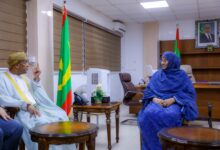 صورة وزيرة الإسكان تبحث سبل تعزيز القطاع مع السفير العماني