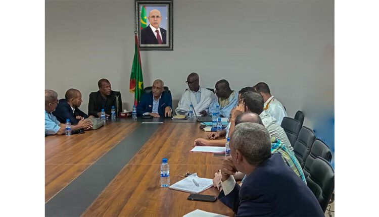 صورة كيهيدي..انطلاق أعمال تنصيب اللجنة المكلفة بتنفيذ البرنامج الاستعجالي لتعميم النفاذ للخدمات الاساسية