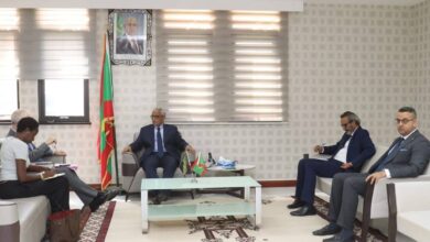 صورة *وزير الشؤون الاقتصادية يبحث سبل تعزيز التعاون مع سفير المملكة المتحدة*