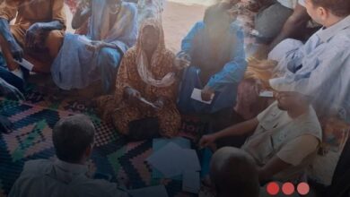 صورة “التآزر” تقدم مساعدات نقدية للأسر المتضررة من فيضان النهر في بابابي