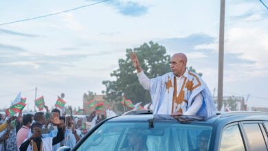 صورة رئيس الجمهورية يصل إلى آمرج، المحطة السادسة من زيارة التفقد والاطلاع التي يؤديها لولاية الحوض الشرقي