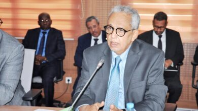 صورة وزير الشؤون الاقتصادية يعرض أمام لجنة الشؤون الاقتصادية مضامين اتفاق تمويل لتحديث إدارة المالية العامة