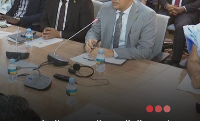 صورة لجنة المالية بالجمعية الوطنية تناقش ميزانية وزارة التحول الرقمي وعصرنة الإدارة