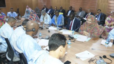 صورة لجنة المالية تدرس ميزانية وزارة التجارة والسياحة لسنة 2026