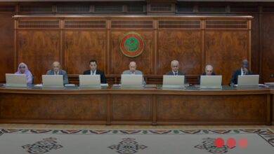 صورة مرسوم يمنع تشغيل النساء والأطفال بعد الثامنة مساء في قطاعات محددة