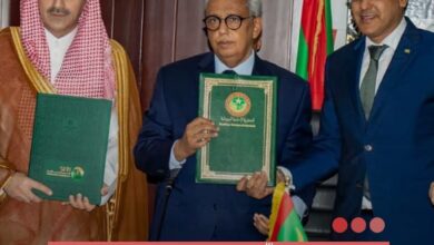صورة موريتانيا توقع اتفاقية تمويل مع الصندوق السعودي للرباط الكهربائي مع مالي