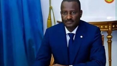 صورة وزير العدل يعود إلى انواكشوط  قادما من نيروبي