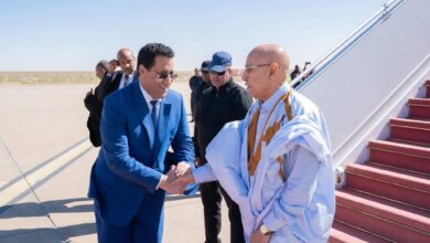 صورة رئيس الجمهورية يعود إلى نواكشوط بعد الإشراف على افتتاح فعاليات مهرجان مدائن التراث بوادان