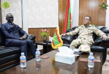 صورة قائد الأركان العامة للجيوش يستقبل سفير جمهورية السنغال