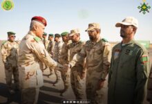 صورة قائد الأركان العامة للجيوش المساعد يؤدي زيارة تفقدية للمنطقة العسكرية الخامسة