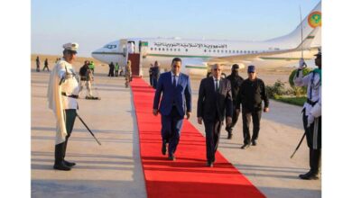 صورة رئيس الجمهورية ، يعود إلى العاصمة نواكشوط بعد إشرافه على سلسلة تدشينات تنموية ووضع حجر الأساس لمصنع السردين بمدينة نواذيبو