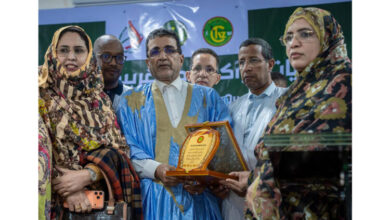 صورة بلديات نواكشوط الغربية تكرم والي الولاية بمناسبة تقاعده