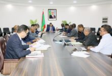 صورة الوزير الأول يترأس اجتماع اللجنة المكلفة باكتتاب 3آلاف موظف