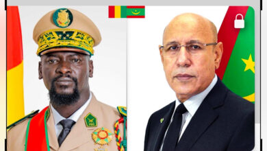 صورة رئيس الجمهورية   يهنئ الجنرال مامادي دومبويا بمناسبة انتخابه رئيسا لجمهورية غينيا