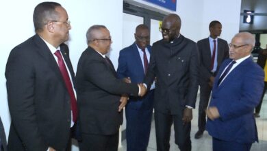 صورة رئيس الجمعية الوطنية يستضيف نظيره السنغالي في زيارة رسمية