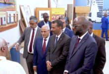 صورة رئيس الجمعية الوطنية ونظيره السنغالي يؤديان زيارة إلى المتحف الوطني