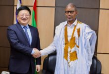 صورة رئيس حزب الإنصاف يستقبل السفير الصيني المعتمد لدى موريتانيا