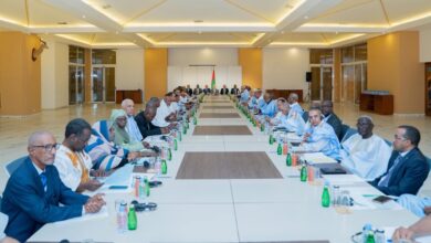 صورة رئيس الجمهورية يلتقي 52 شخصية سياسية في إطار الاجتماع التحضيري للحوار السياسي