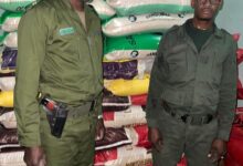 صورة الجمارك تعلن إحباط عمليات تهريب وضبط أكثر من 8 أطنان من الأرز