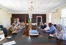 صورة والي نواكشوط الغربية يعقد اجتماعا تنسيقيا مع بعثة من وزارة التجارة والسياحة لتنظيم معارض رمضان