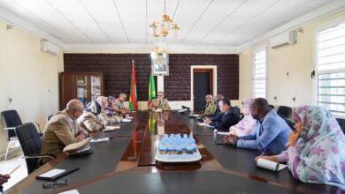 صورة والي نواكشوط الغربية يعقد اجتماعا تنسيقيا مع بعثة من وزارة التجارة والسياحة لتنظيم معارض رمضان