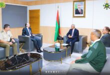 صورة وزير الدفاع يستقبل السفير الإسباني المعتمد لدى موريتانيا