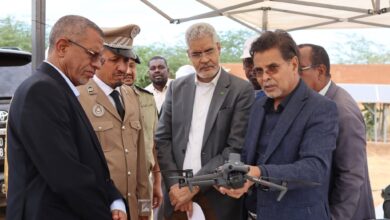 صورة وزير الزراعة يتفقد منشآت ومشاريع زراعية بمقاطعة كيهيدي