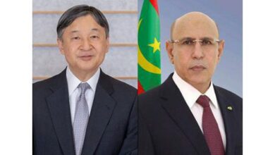 صورة رئيس الجمهورية يهنئ إمبراطور اليابان بمناسبة احتفال بلاده بعيد تأسيسها