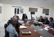 صورة مفوض حقوق الإنسان يترأس اجتماع مجلس الرقابة