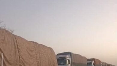 صورة ملاك شاحنات موريتانية محتجزة في مالي يطالبون بتدخل عاجل لإنهاء الأزمة