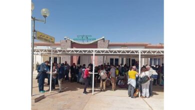 صورة وصول الرحلة العاشرة إلى مطار أطار وعلى متنها 105 سياح من مختلف الجنسيات الأوروبية