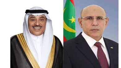 صورة رئيس الجمهورية يهنئ ولي العهد الكويتي بمناسبة العيد الوطني لبلاده