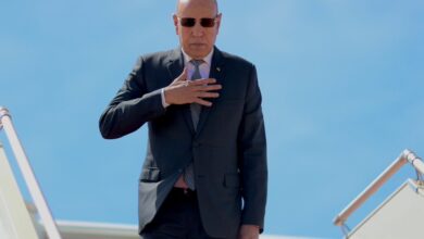 صورة رئيس الجمهورية يغادر إلى بروكسل للمشاركة في قمة حلف شمال الأطلسي