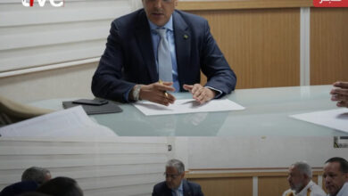 صورة وزير الطاقة يبحث مع ولاة نواكشوط أولويات كهربة الأحياء ضمن المرحلة الثانية من البرنامج الاستعجالي