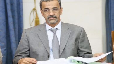 صورة تبادل المهام بوزارة المعادن بين  الوزير أدي ولد الزين وسلفه  الوزير تجاني تيام