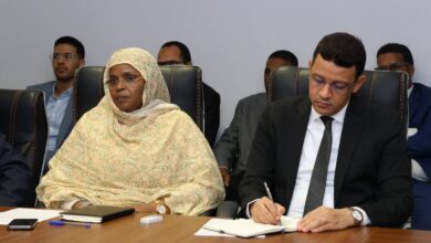 صورة اجتماع حكومي لتسريع رقمنة خدمات الوظيفة العمومية وتطوير لأنظمة المعلوماتية