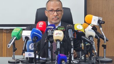 صورة رئيس اتحاد أرباب العمل  شحنات جديدة من المحروقات قادمة في الطريق بينها أربع سفن محملة بالمواد البترولية وباخرتين بالغاز