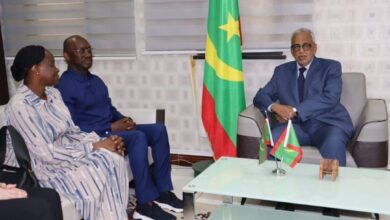 صورة *وزير الشؤون الإقتصادية يجري مباحثات مع بعثة من البنك الدولي*