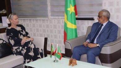 صورة وزير الشؤون الإقتصادية والتنمية يستقبل بعثة من البنك الإفريقي للتنمية