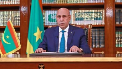 صورة رئيس الجمهورية يهنئ المـــواطنــيـن بعيد الفطــر المبـــارك